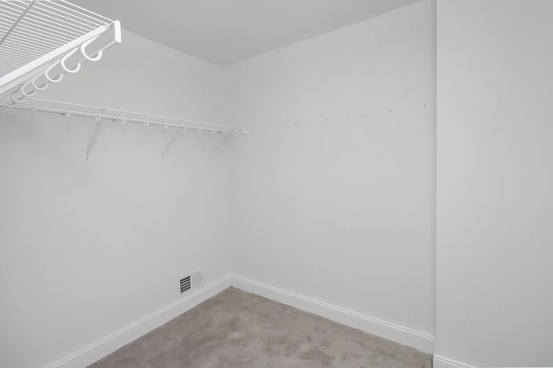 28 Pebble Court Barrington NH 03825