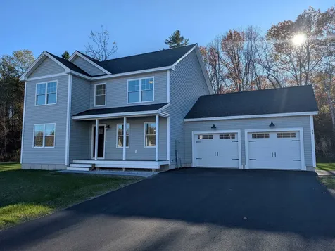 28 Pebble Court Barrington NH 03825