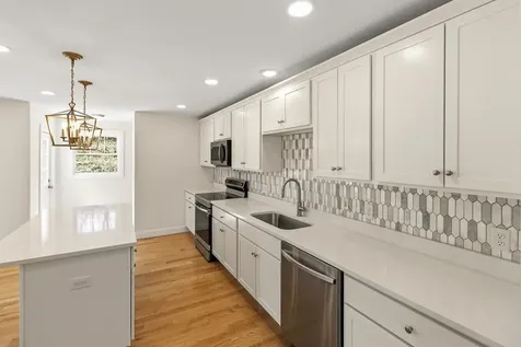28 Pebble Court Barrington NH 03825