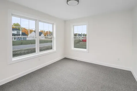 28 Pebble Court Barrington NH 03825