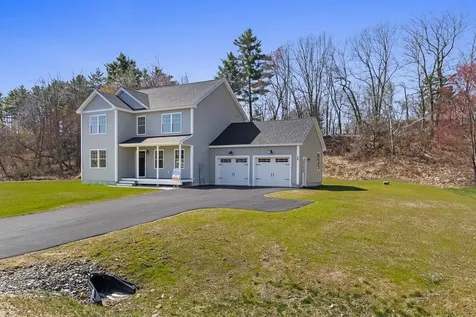 28 Pebble Court Barrington NH 03825