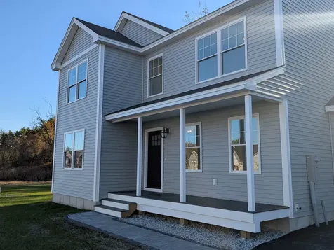 28 Pebble Court Barrington NH 03825