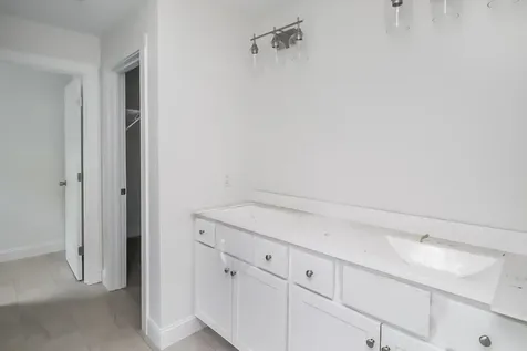 28 Pebble Court Barrington NH 03825