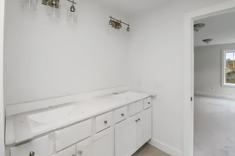 28 Pebble Court Barrington NH 03825