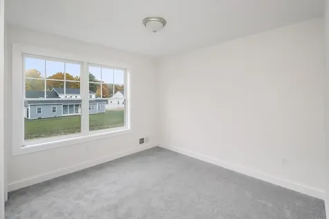 28 Pebble Court Barrington NH 03825