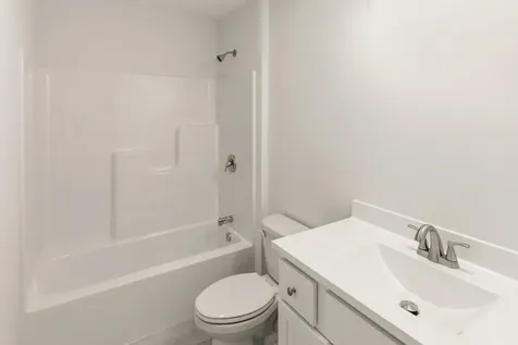 28 Pebble Court Barrington NH 03825
