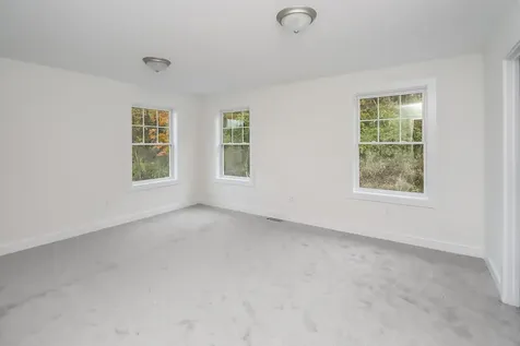 28 Pebble Court Barrington NH 03825