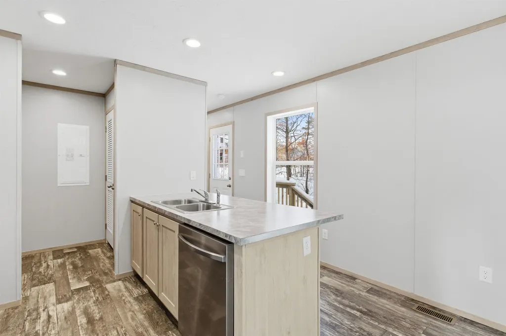 64 O'keefe Circle Conway NH 03860