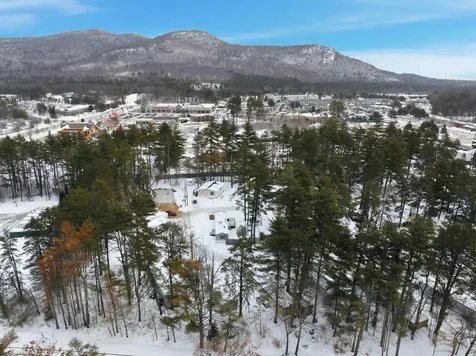 64 O'keefe Circle Conway NH 03860