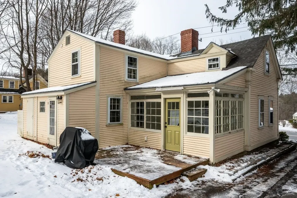 47 Newmarket Road Durham NH 03824