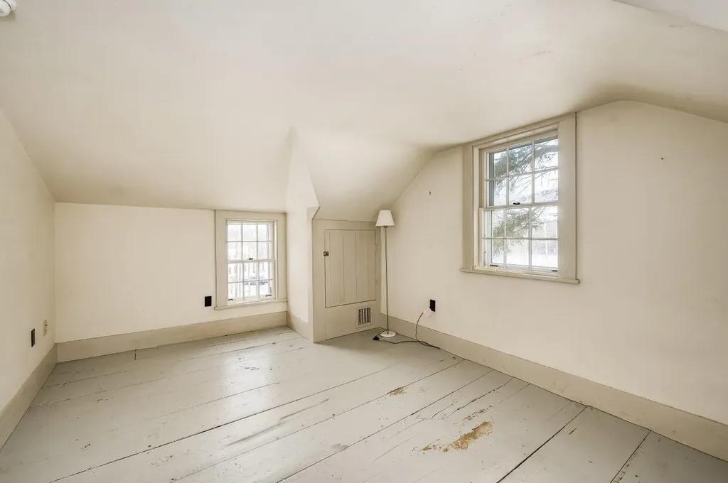 47 Newmarket Road Durham NH 03824
