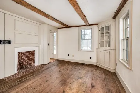 47 Newmarket Road Durham NH 03824