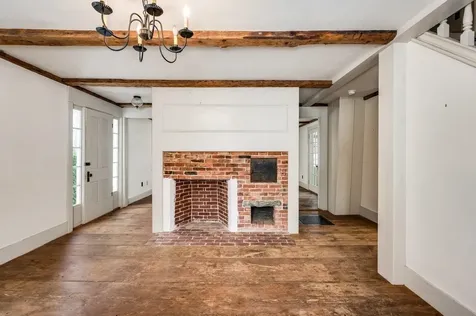 47 Newmarket Road Durham NH 03824