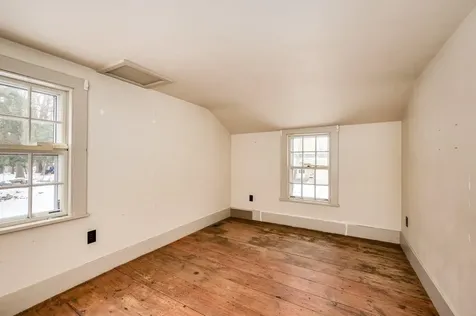 47 Newmarket Road Durham NH 03824