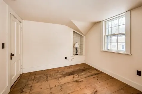 47 Newmarket Road Durham NH 03824