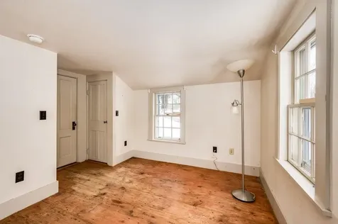 47 Newmarket Road Durham NH 03824