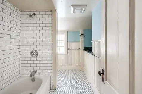 47 Newmarket Road Durham NH 03824