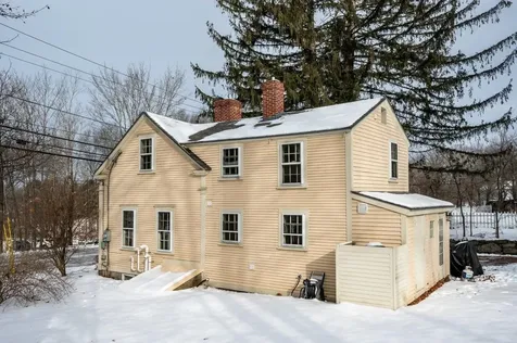 47 Newmarket Road Durham NH 03824