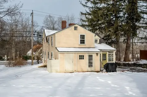 47 Newmarket Road Durham NH 03824