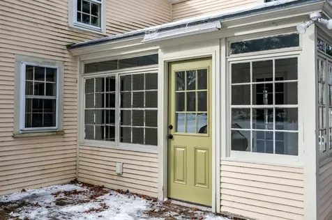 47 Newmarket Road Durham NH 03824