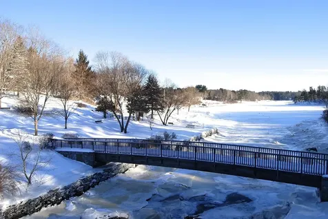 47 Newmarket Road Durham NH 03824