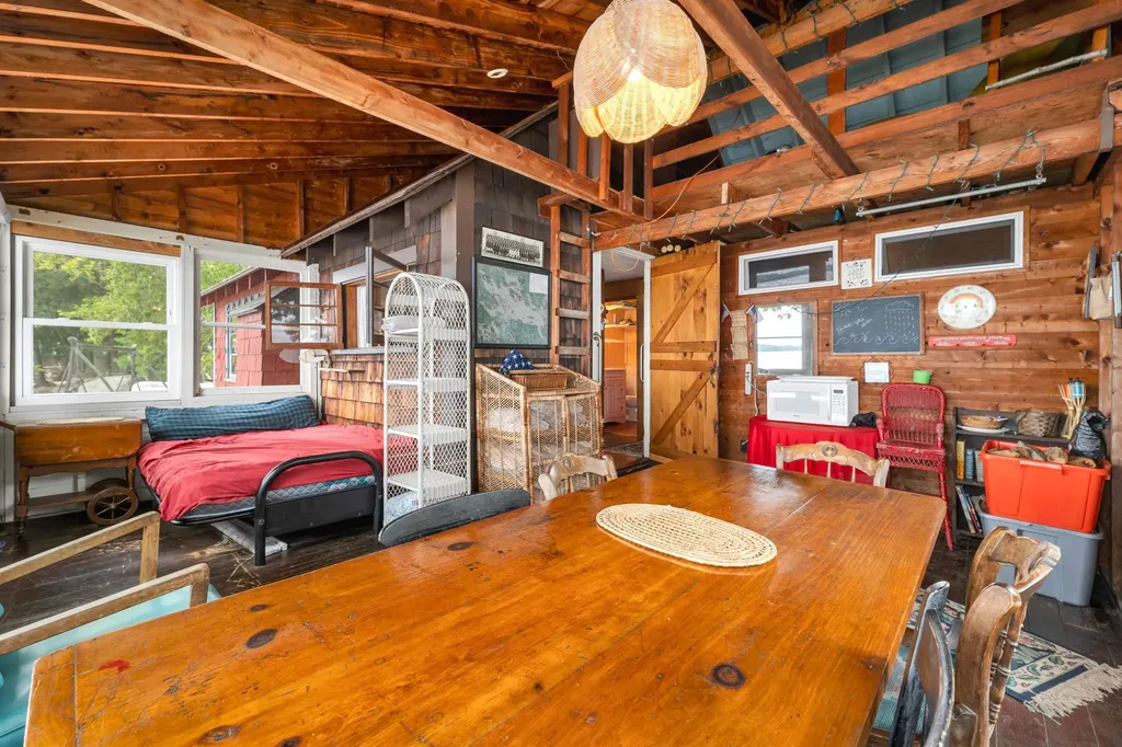 47 Pot O Beans Road Moultonborough NH 03254