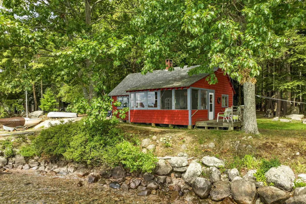 47 Pot O Beans Road Moultonborough NH 03254