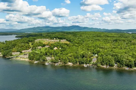 47 Pot O Beans Road Moultonborough NH 03254