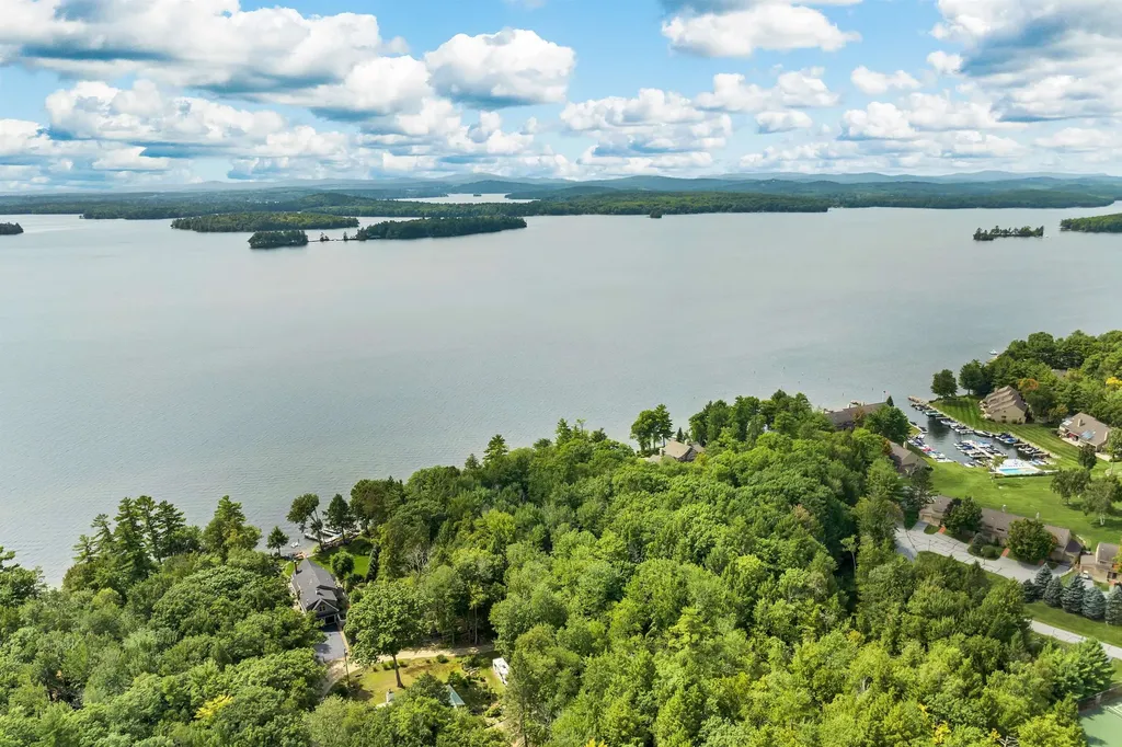 47 Pot O Beans Road Moultonborough NH 03254