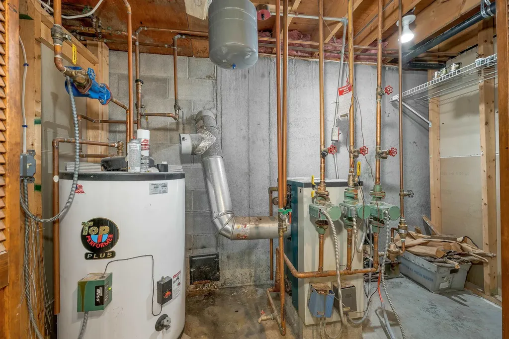 12 Highland Terrace Wolfeboro NH 03894