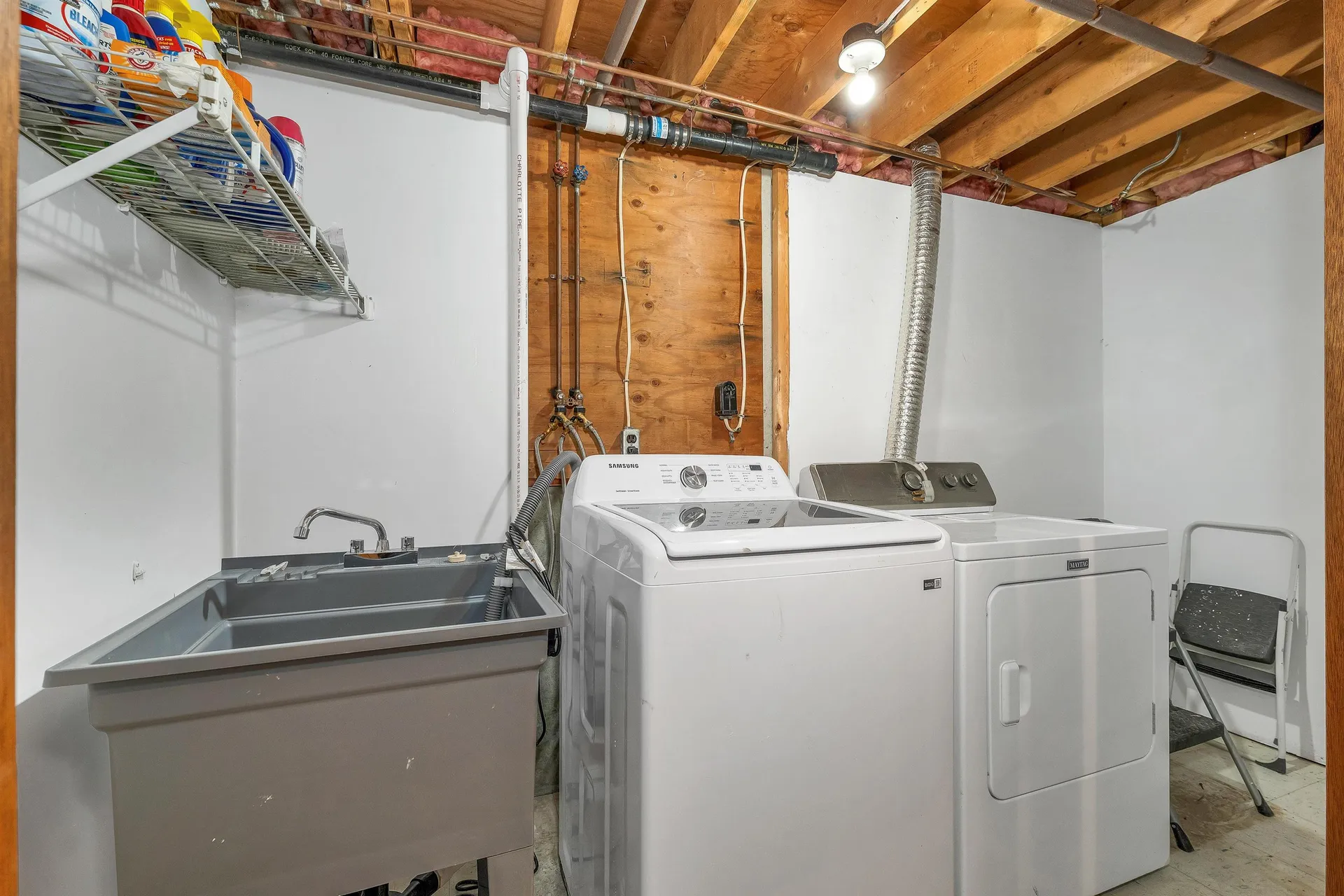 12 Highland Terrace Wolfeboro NH 03894