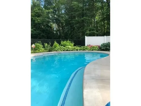 12 Highland Terrace Wolfeboro NH 03894