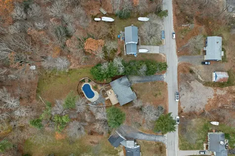 12 Highland Terrace Wolfeboro NH 03894