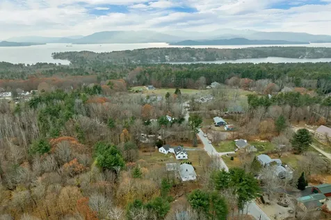 12 Highland Terrace Wolfeboro NH 03894