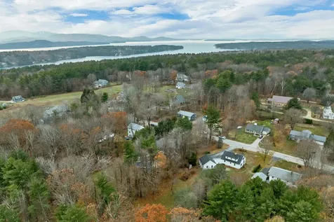 12 Highland Terrace Wolfeboro NH 03894