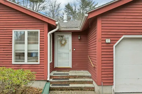 12 Highland Terrace Wolfeboro NH 03894
