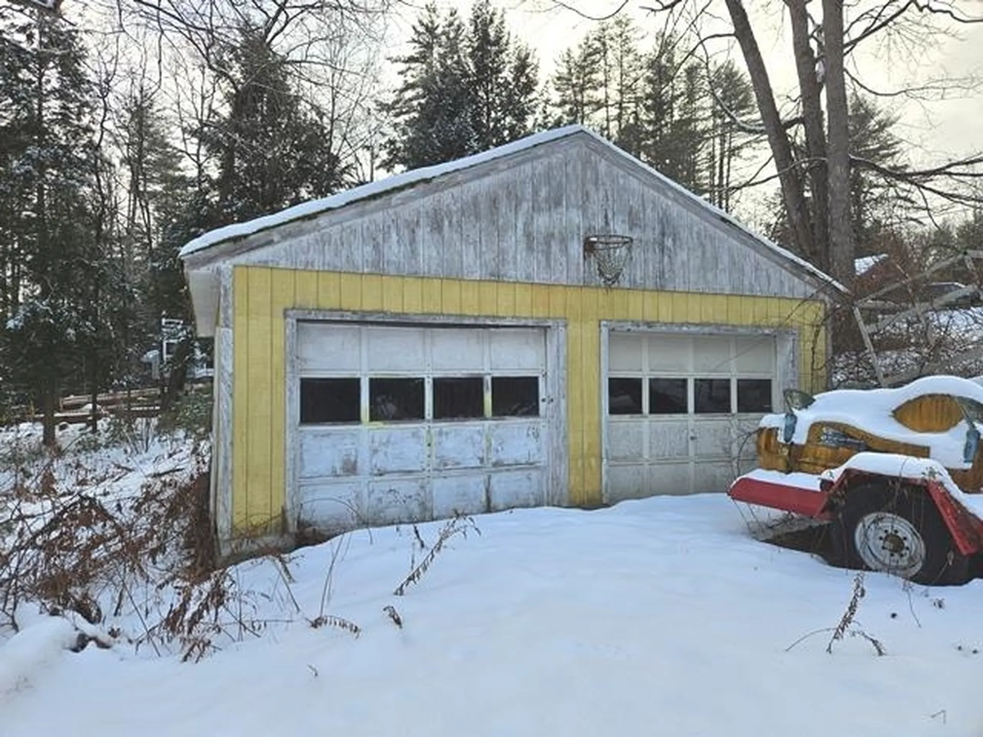 35 West Shore Road Swanzey NH 03446
