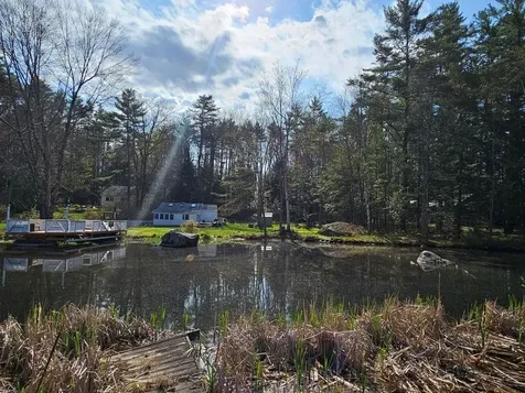 35 West Shore Road Swanzey NH 03446
