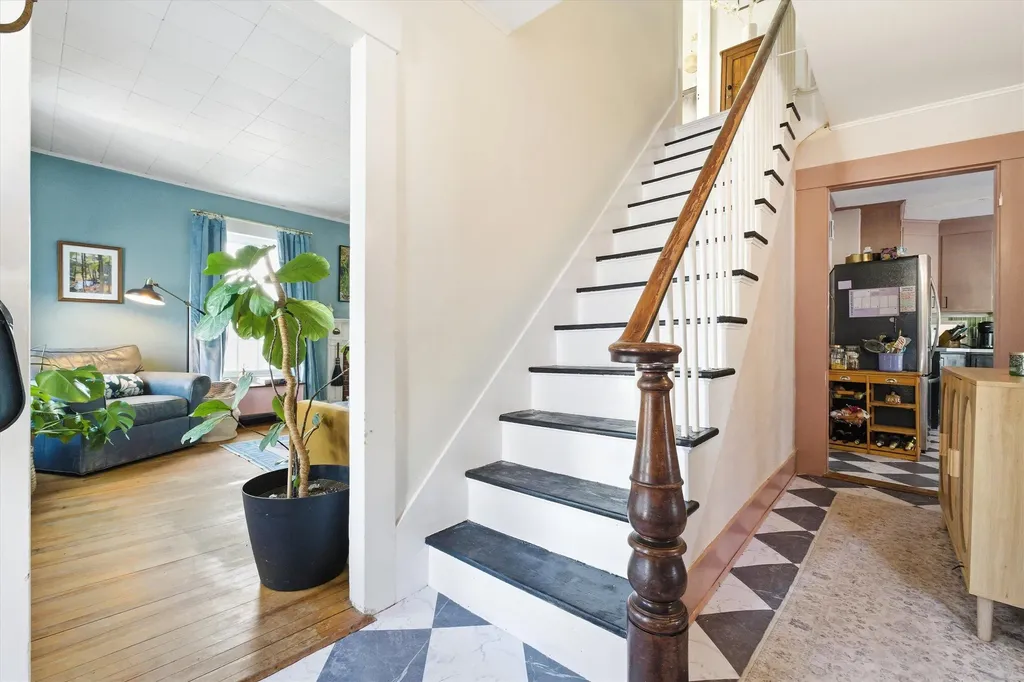 69 Centre Street Concord NH 03301