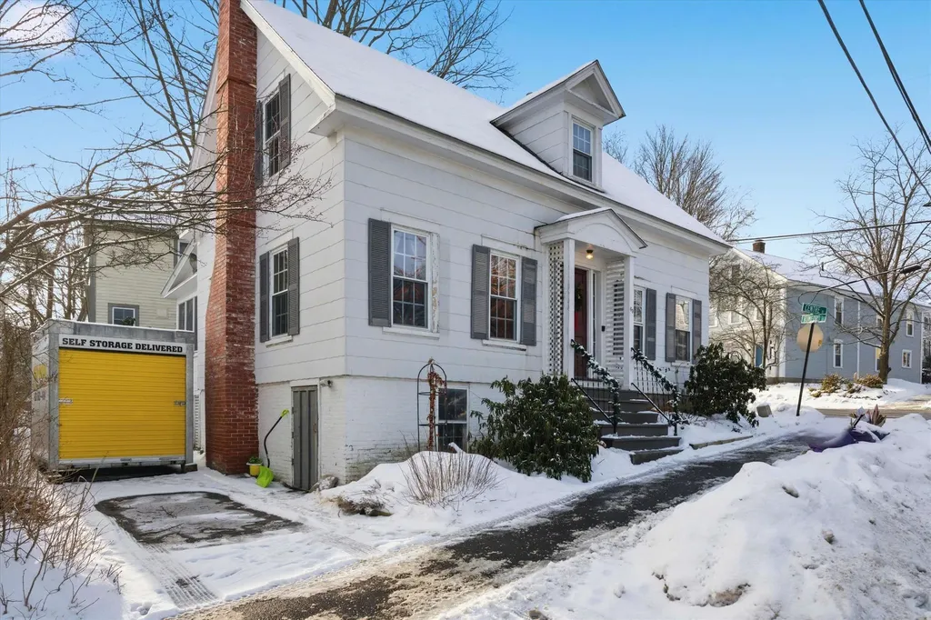 69 Centre Street Concord NH 03301