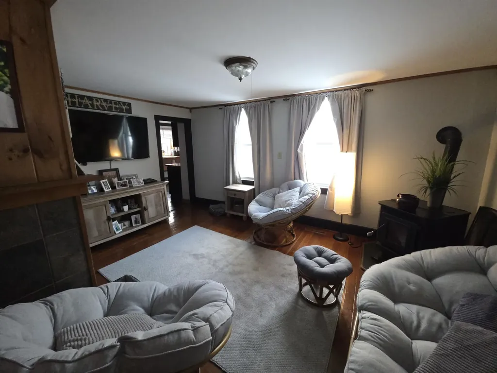 147 South Street Springfield VT 05156