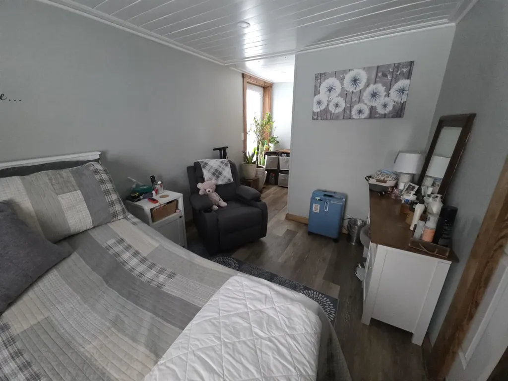 147 South Street Springfield VT 05156