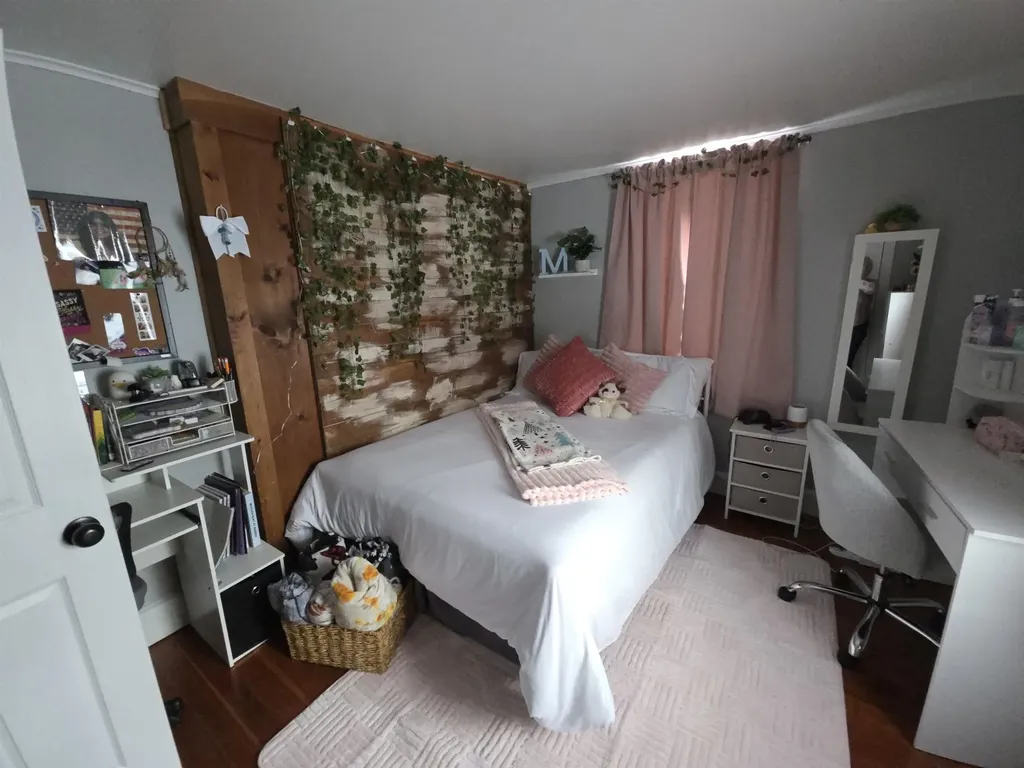 147 South Street Springfield VT 05156