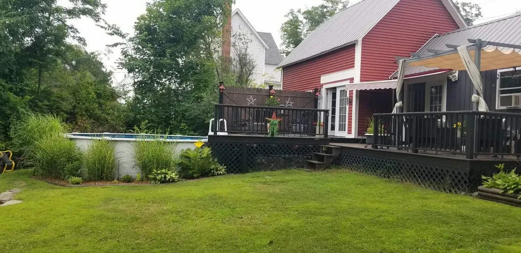 147 South Street Springfield VT 05156