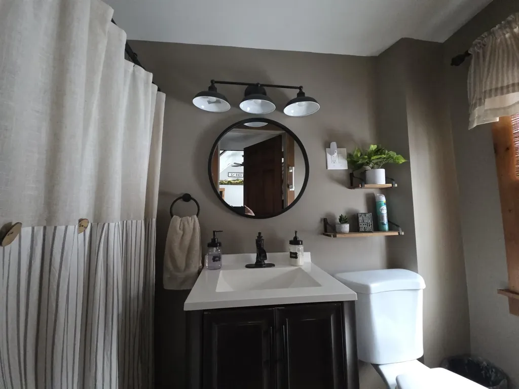 147 South Street Springfield VT 05156