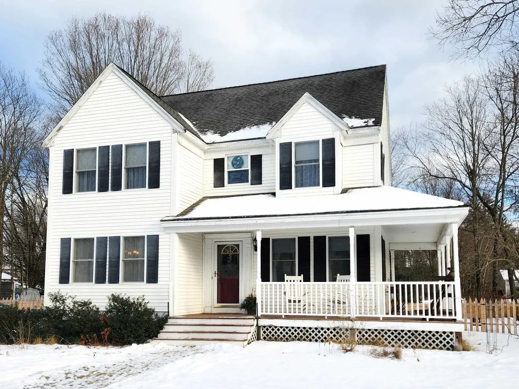 36 Wyman Street Hillsborough NH 03244