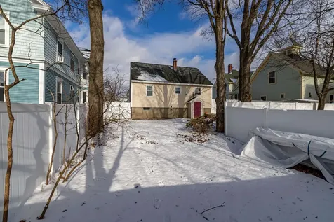 511 Manchester Street Manchester NH 03103