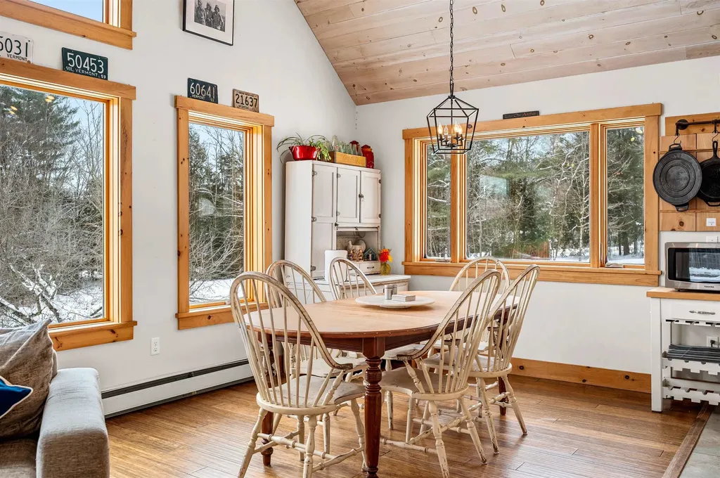 932 Mud City Loop Morristown VT 05661