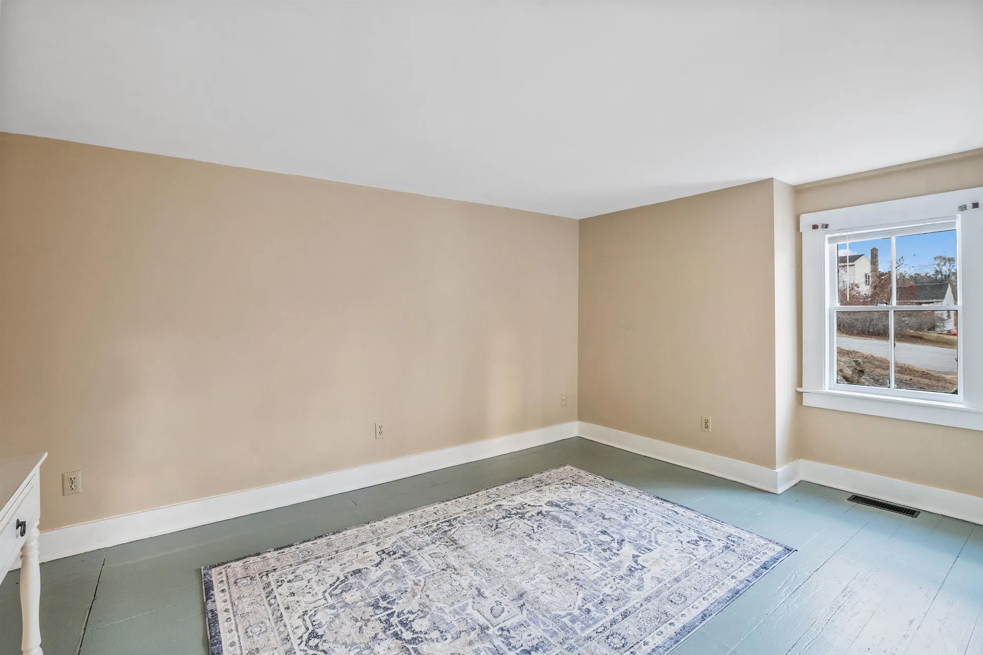 52 Pine Street Alton NH 03809