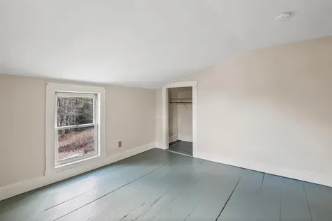 52 Pine Street Alton NH 03809